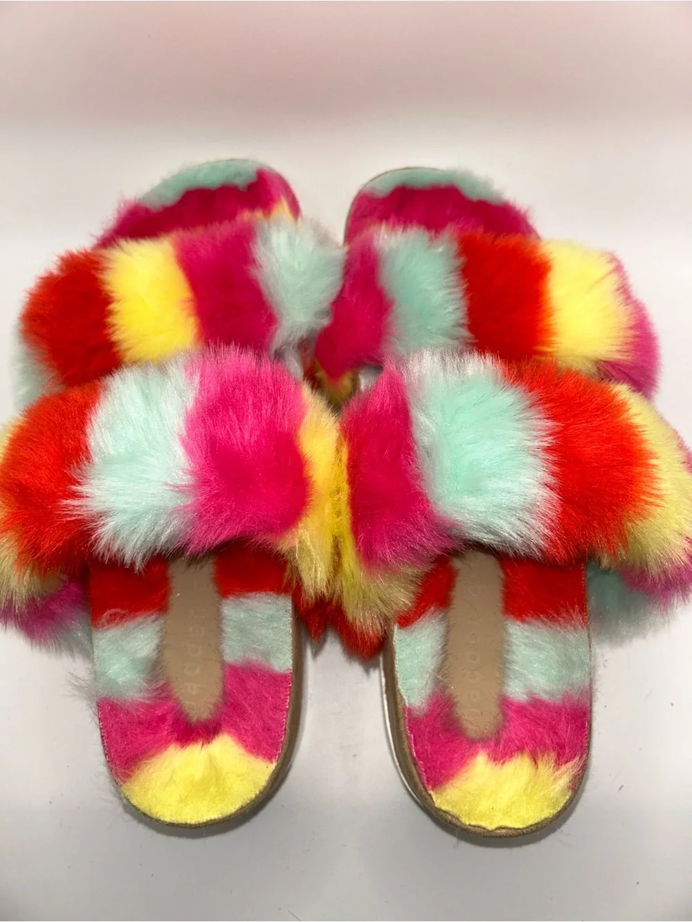 Madden girl furbee multicolor faux fur platform sandals NWOB size 8